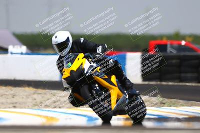 media/Jun-07-2025-TrackDaz (Sat) [[4413525952]]/C Group/1240pm (Turn 1)/